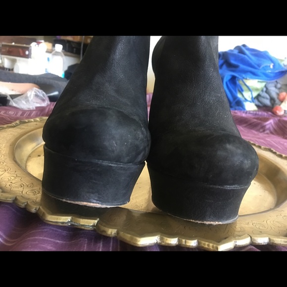 Vince Camuto Black Bailey Platform booties 9M 39 - Picture 4 of 8